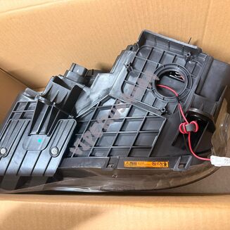 Lampa przednia prawa Xenon 68214384AF - 4