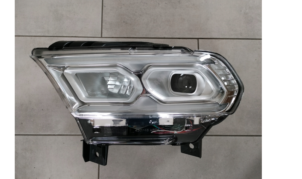 Lampa przednia FULL LED jasna LH 68433781AE