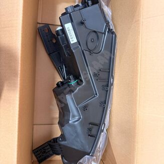 Lampa przednia prawa + lewa Jasna  68081388AL 68081389AL - 4