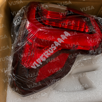 Lampa tylna zewnętrzna prawa 84863045 - 3