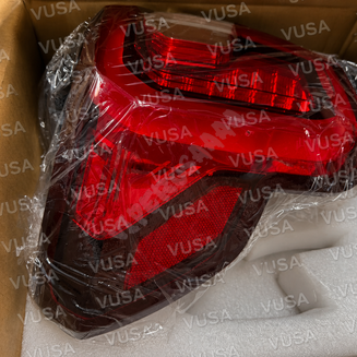 Lampa tylna zewnętrzna prawa 84863045 - 3