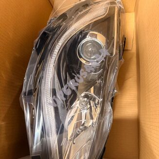Lampa przednia lewa Jasna 68228947AI - 2