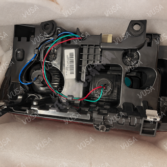 Lampa tył/tylna prawa + lewa M2DZ13404A M2DZ13405A - 2